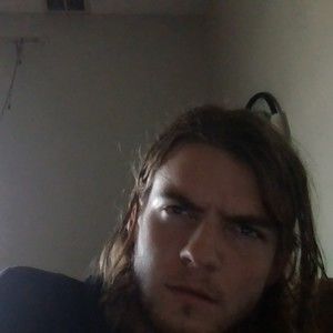 Meet your Posher, Avery